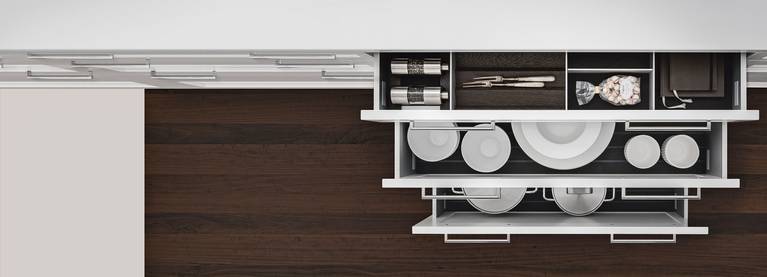 SieMatic Classic BeauxArts S2 with kitchen drawers equipped with aluminum interior accessories in rich smoked chestnut